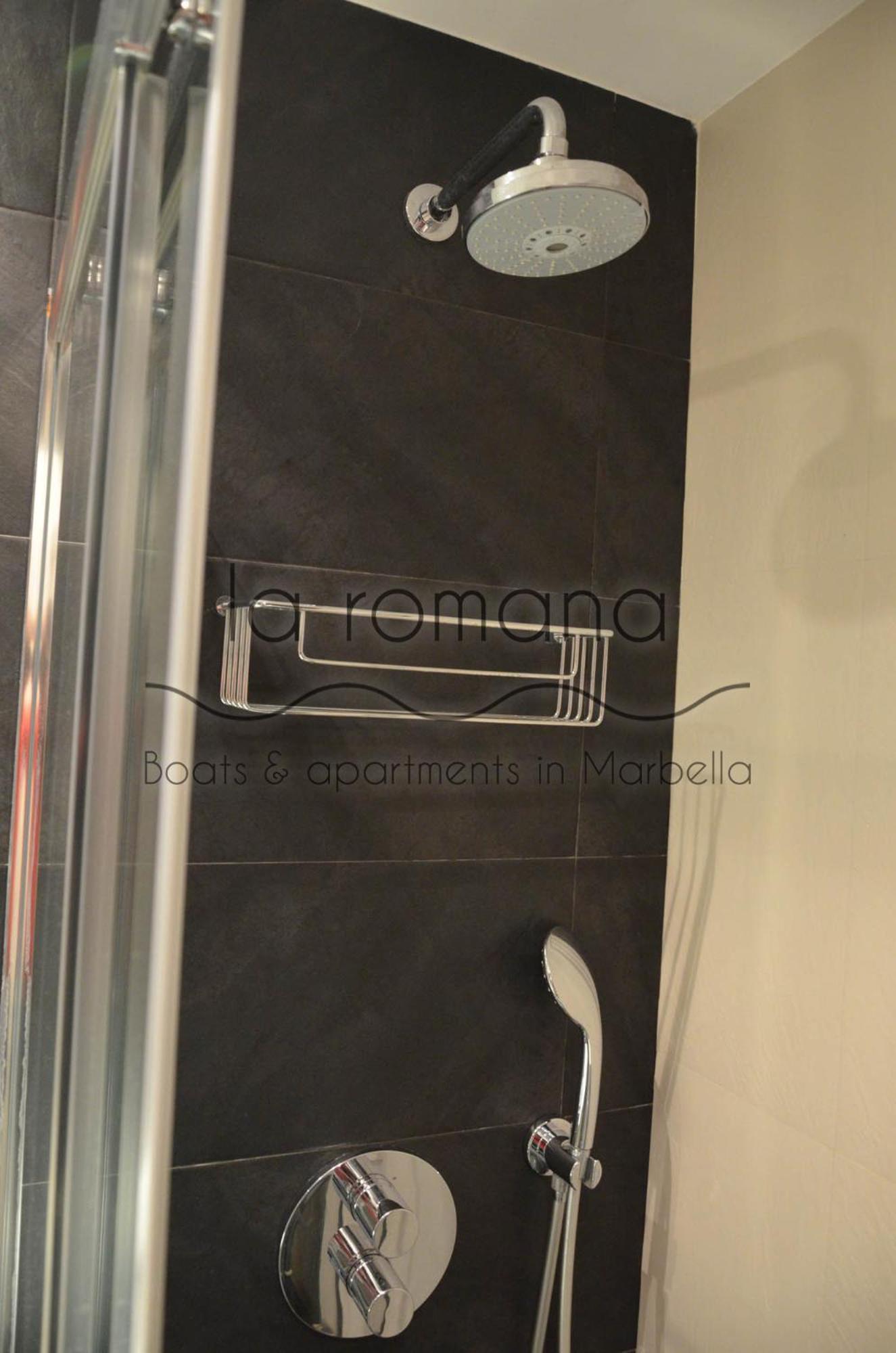 Apartment Laromanamarbella Punto Es Marbella